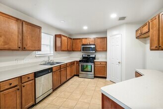 Building Photo - 19411 Kadabra Dr