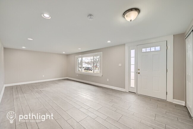 Building Photo - 6801 Southern Cross Court, Baltimore, MD, ...