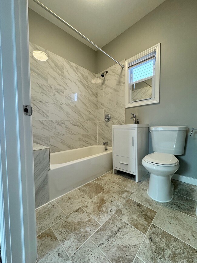 Bathroom - 653 Liberty Ave