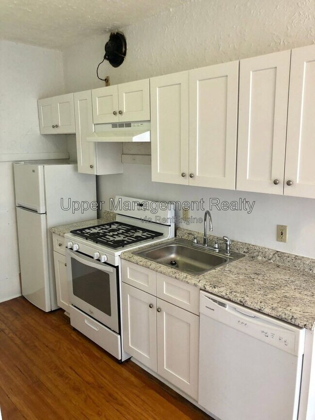 Building Photo - 1301 Napoleon Ave