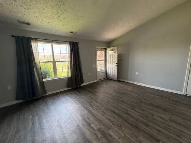 Sala de estar de 2 habitaciones - Madison Cottage of Rensselaer
