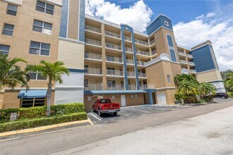Building Photo - 960 Starkey Rd