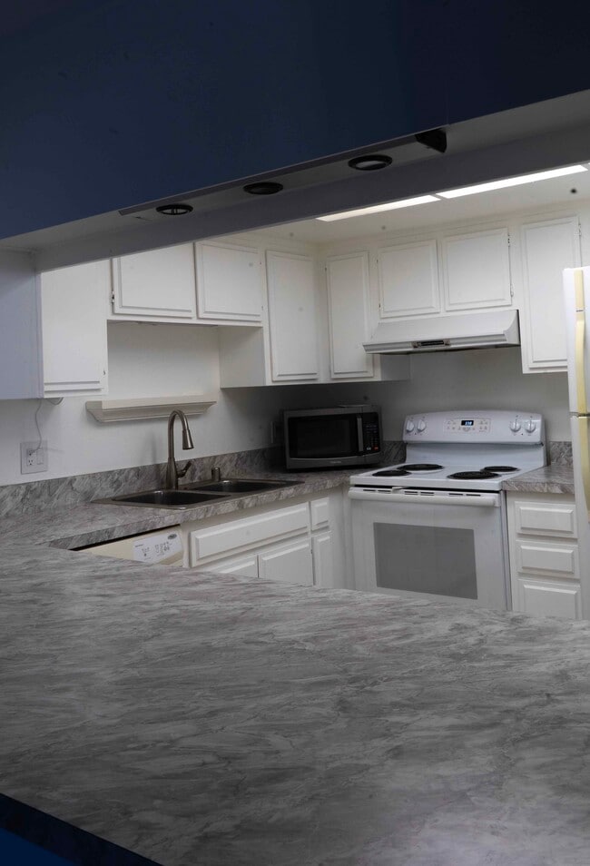 Foto del edificio - 2017 Normandy Ct