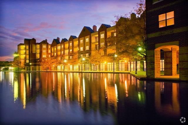 El canal Square Apartments - Canal Square