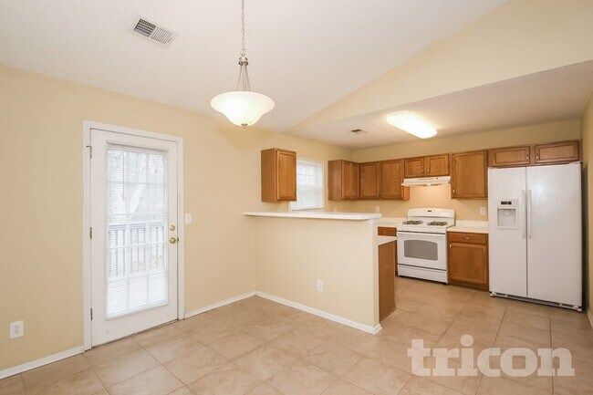 Foto del edificio - 500 Devcon Ln