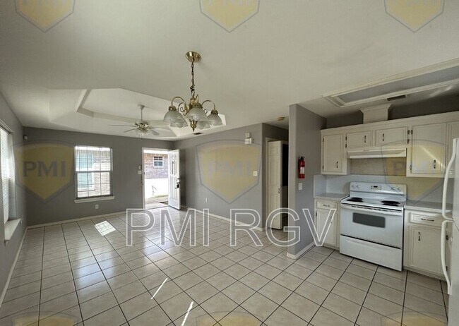 Foto del edificio - 2205 N Erica St