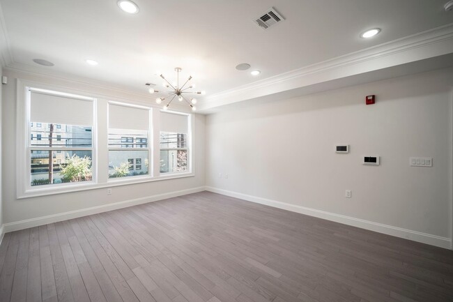 Foto del edificio - 131 Clifton Pl