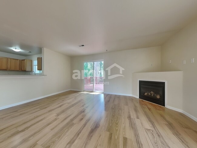 Building Photo - 13002 159th Ave E