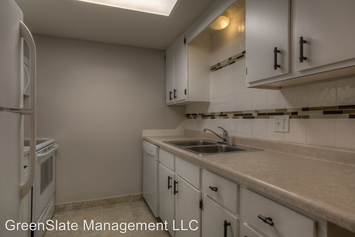 Foto principal - 120 S 38th St