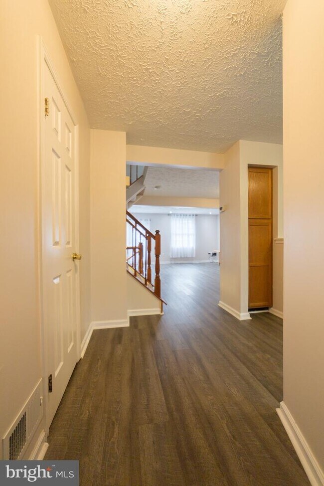 Foto del edificio - 12547 Coral Grove Pl