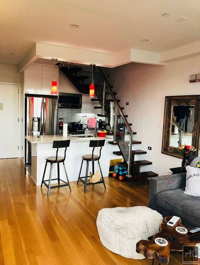 Foto del edificio - MASPETH AVENUE