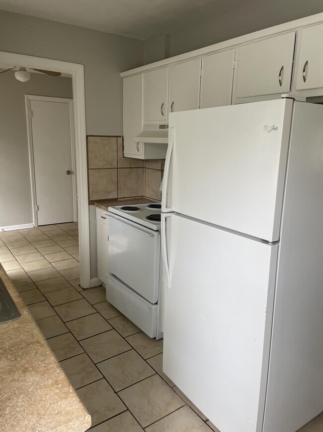 Foto del edificio - 8907 E 72nd St