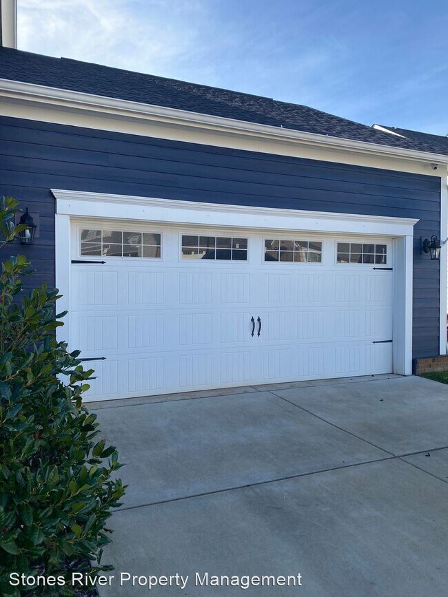 Building Photo - 4 br, 2.5 bath House - 916 Sapphite Dr.