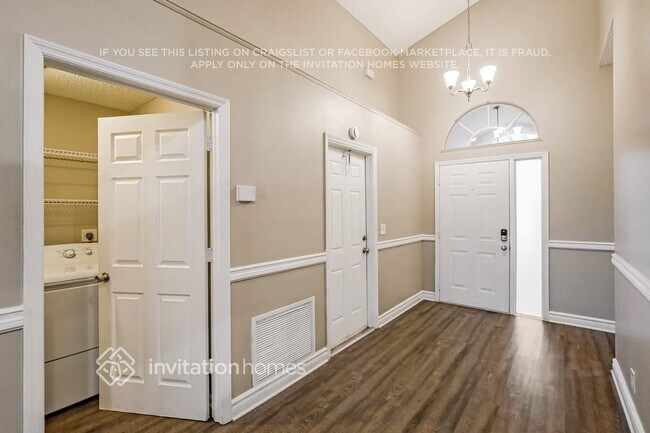 Foto del edificio - 6821 NW 28th Pl