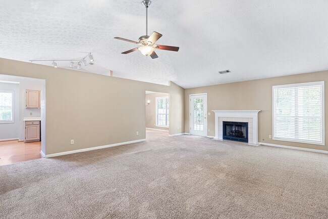 Foto del edificio - Wonderful 3B/2BA Ranch Floorplan