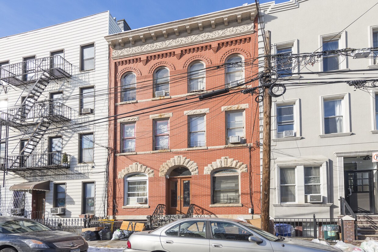 Foto principal - 153 Eagle St