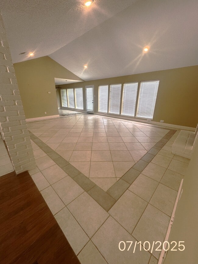 Foto del edificio - 20326 Spoonwood Dr