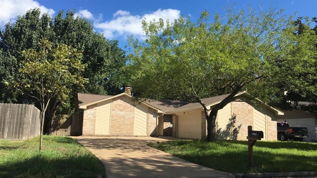 Primary Photo - 11710 Counselor St