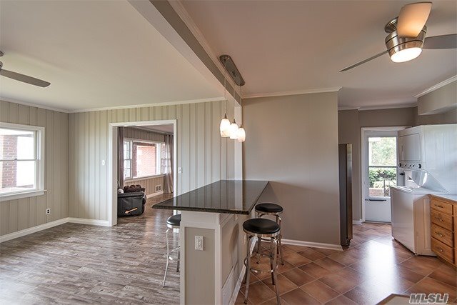 Building Photo - 6050 Peconic Bay Blvd