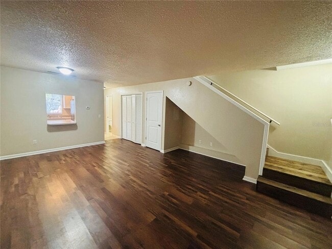 Foto del edificio - 1023 NE 2nd St