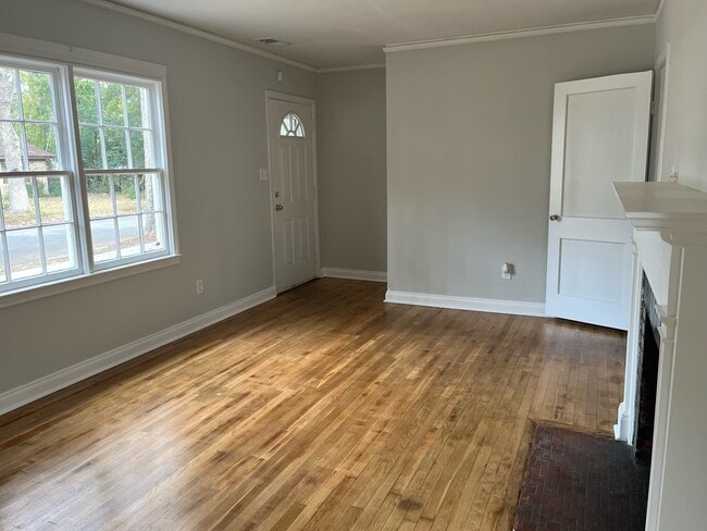 Foto del edificio - 2227 E 40th St