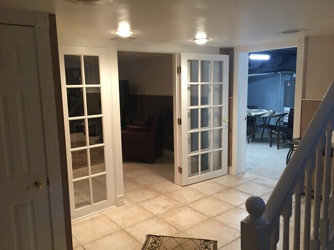 Foto del edificio - 23911 Lake Rd