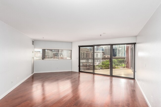 Photo - Available NOW! 1 Bedroom 1 Bath Beautiful Condo in Denver!