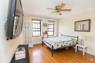 Building Photo - 120 Riverway