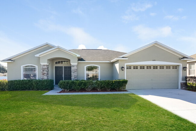 Building Photo - 5075 Ashwood Dr