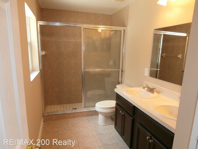 Foto del edificio - 3 br, 2 bath House - 130 Stephen Ave.