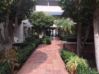 Foto del edificio - 18530 Hatteras St