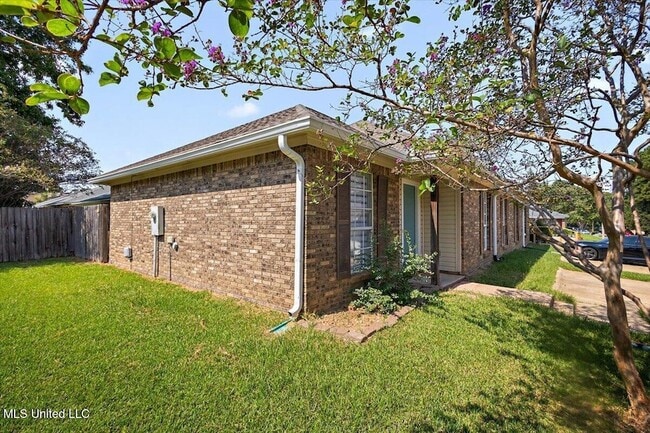 Building Photo - 200 Brendalwood Blvd