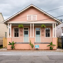 Building Photo - 2015 Kerlerec St