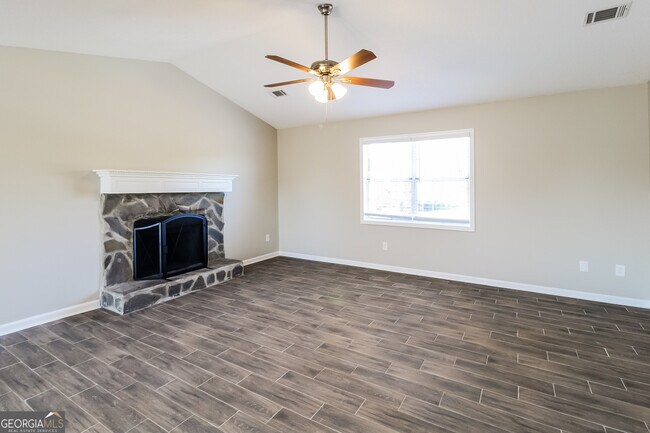 Foto del edificio - 4603 Quail Pointe Dr