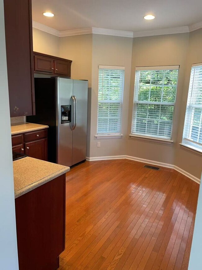 Foto del edificio - 4beds3bath House for rent