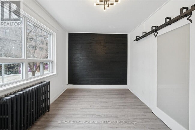 Building Photo - 1578 Queen St E