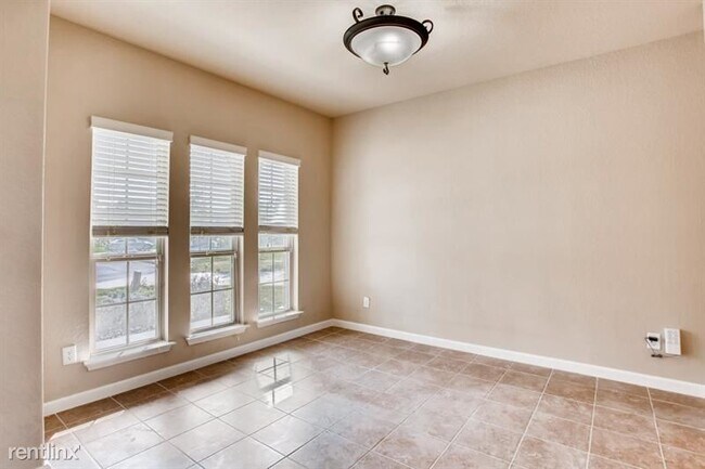 Building Photo - 4 br, 3 bath House - 721 Great Cloud Dr