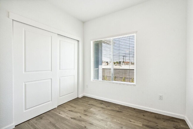 Building Photo - 6480 Stockton Blvd