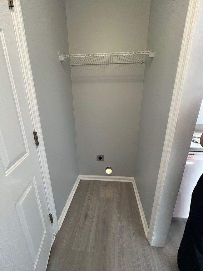 Foto del edificio - Charming 3BR /2BA  Home with many upgrades...