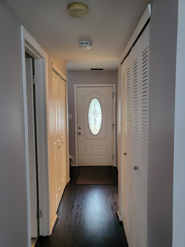 Entryway - 22 Allison Pl