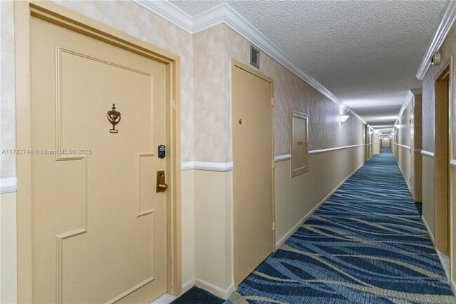 Building Photo - 3800 S Ocean Dr