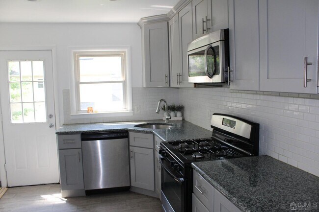 Foto del edificio - 181 Middlesex Ave