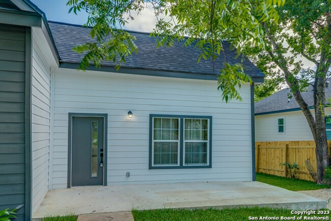 Building Photo - 3-BEDROOM NEW CONSTRUCTION IN DENVER HEIGHTS