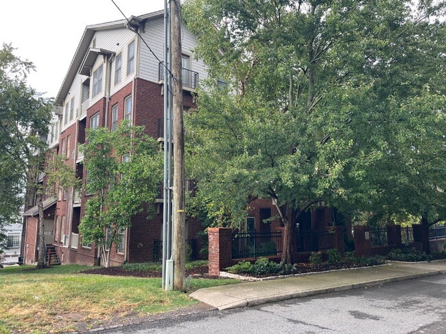 Foto del edificio - 3102 West End Cir