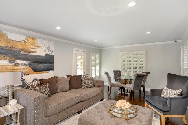 Foto del edificio - 6116 St Moritz Ave