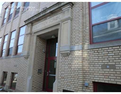 Building Photo - 1822 Harcum Way