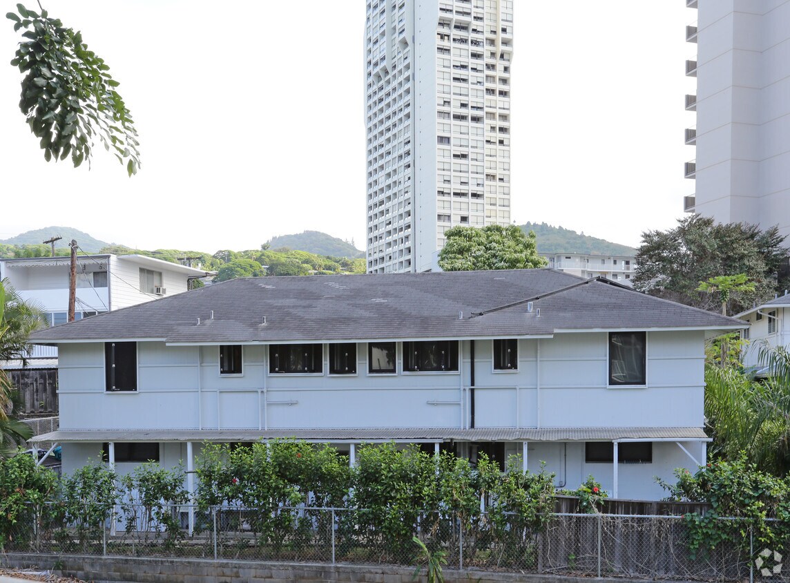 Building Photo - 1653 Mott-smith Dr