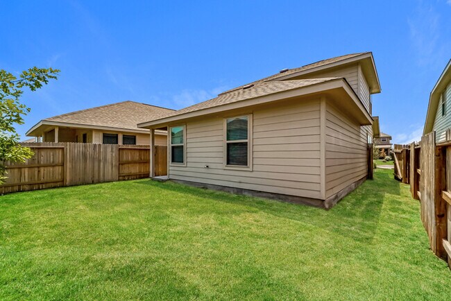 Building Photo - Green Lake Meadow - 10316 Green Branch, Sa...