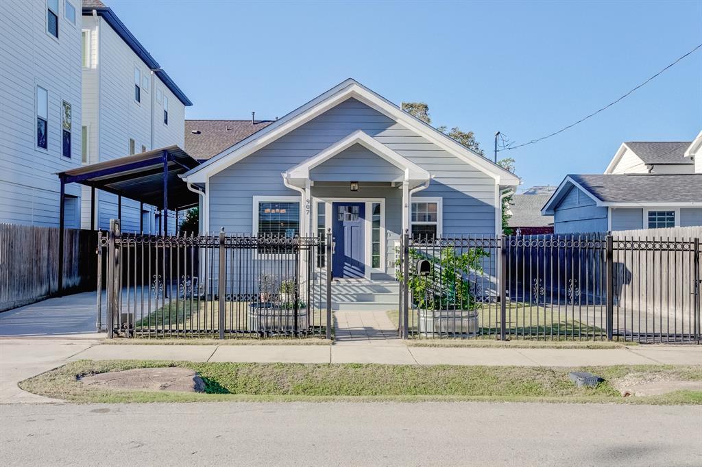 Primary Photo - 907 Brooks St