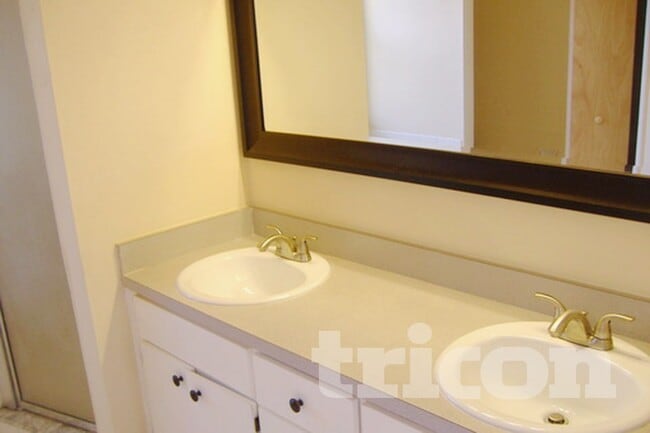 Building Photo - 1650 Callie Ct